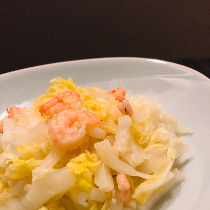 白菜と冷凍むきエビのエスニック和え